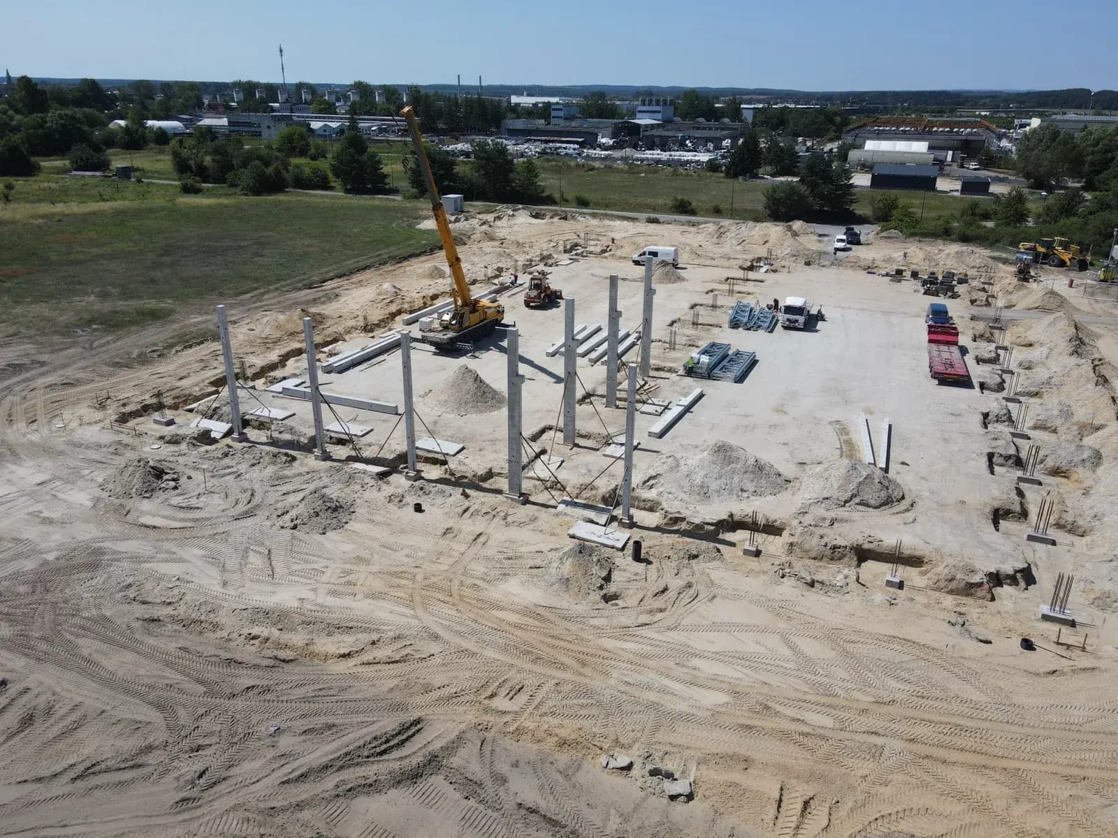 Formee precast reinforced concrete columns prepared for transport to a construction site