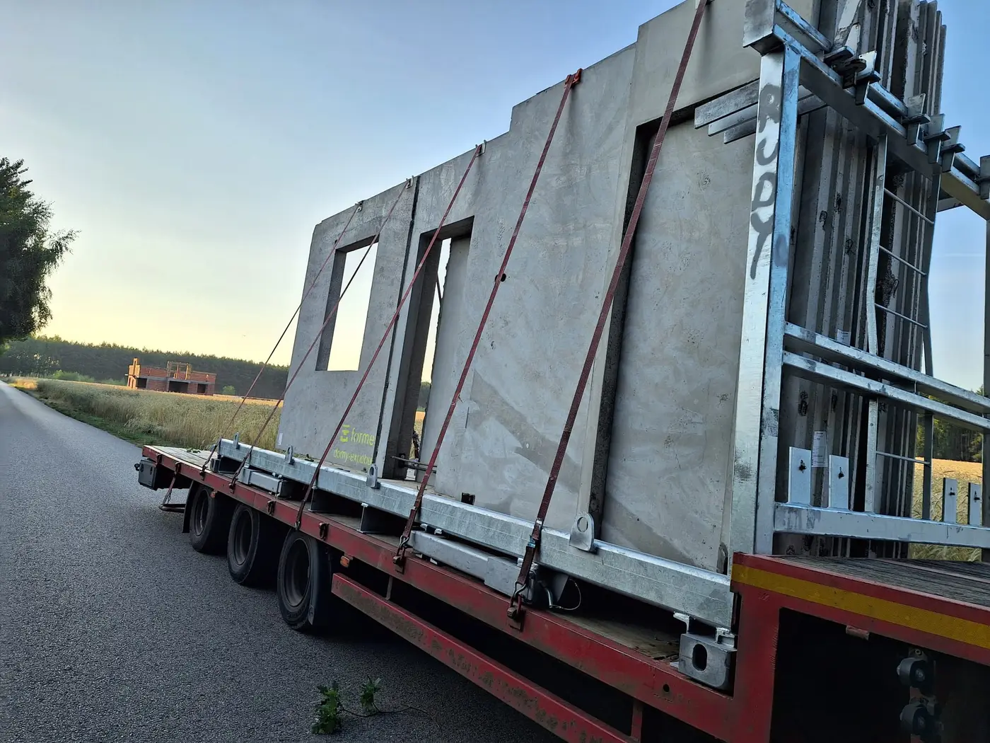 Precast single-storey house near Łowicz — Formee project