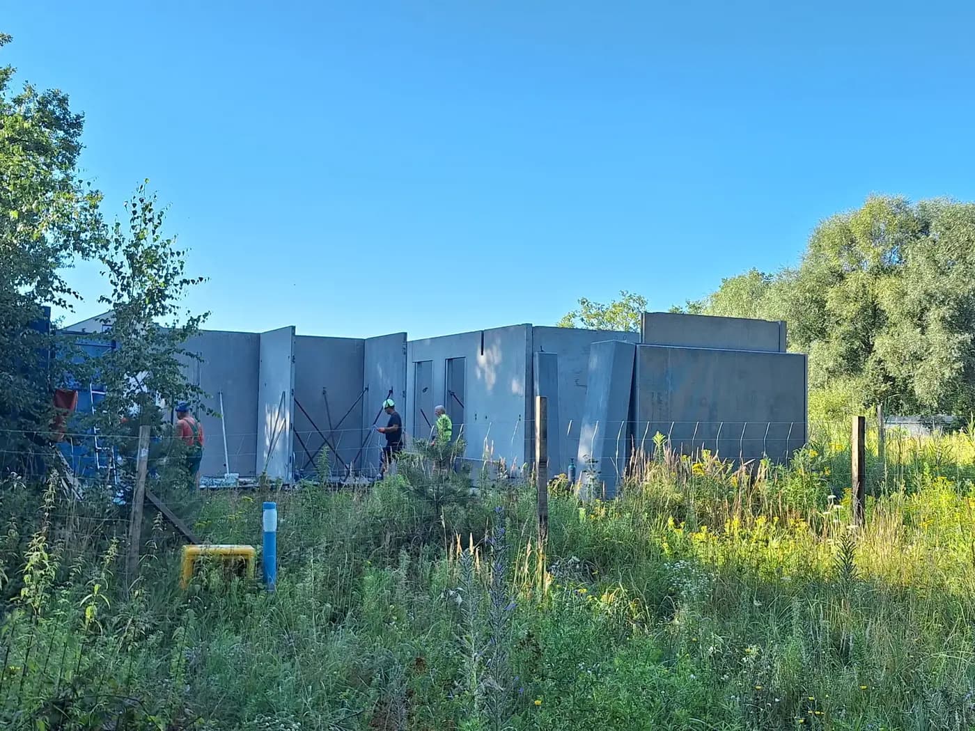 Dom parterowy w Przęsocinie z prefabrykowanych ścian — Przęsocin