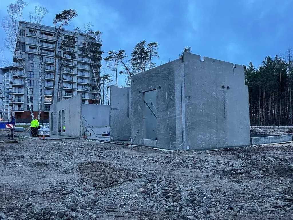 Budynek w Dziwnówku — ściany prefabrykowane — Dziwnówek