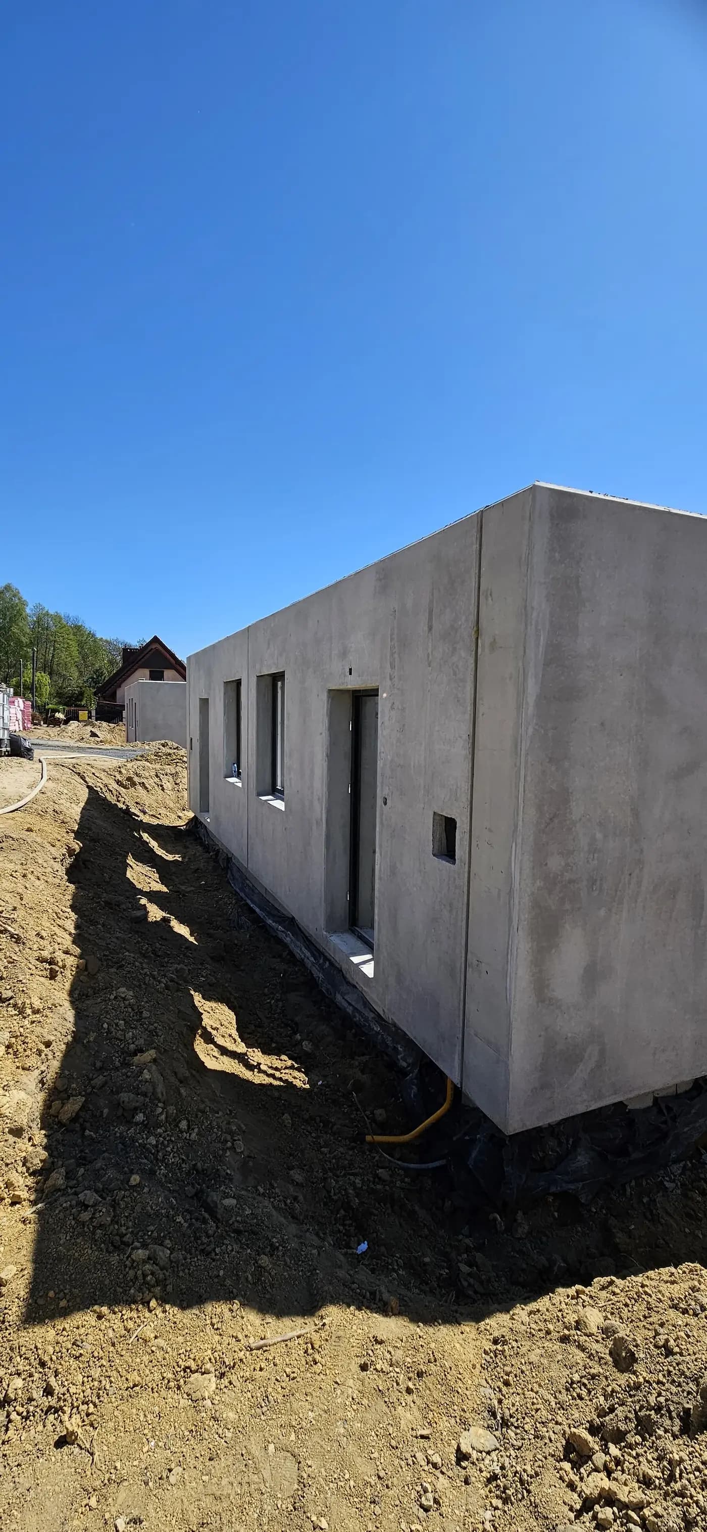 Dom parterowy w Nowym Kisielinie — ściany prefabrykowane — Zielona Góra