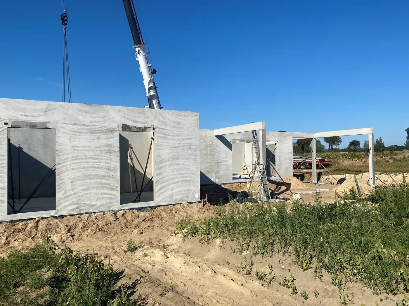 Budynek parterowy w Sulechowie z prefabrykowanych ścian — Sulechów