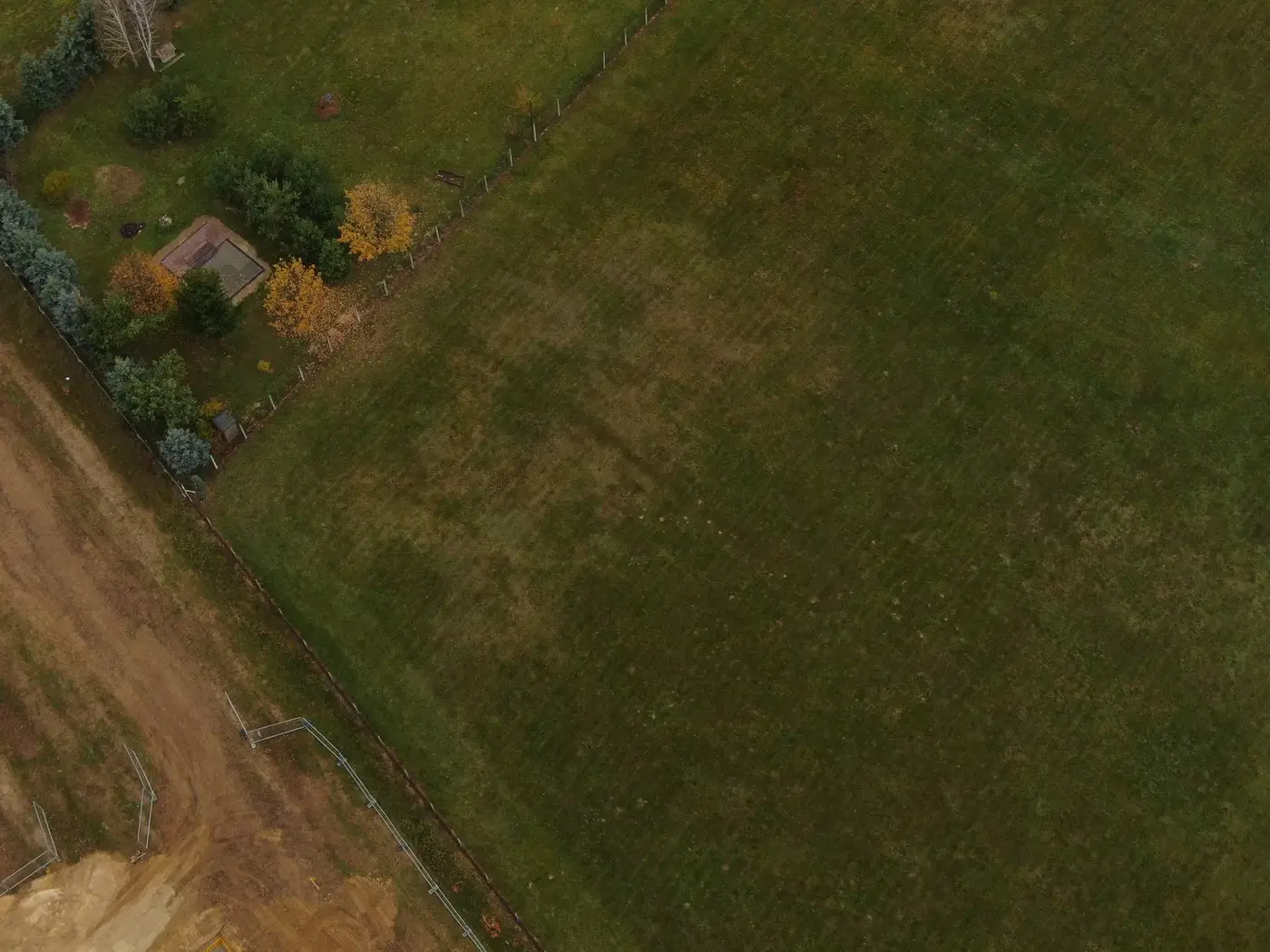 Obiekt logistyczny w Całowaniu — prefabrykowane fundamenty — Całowanie